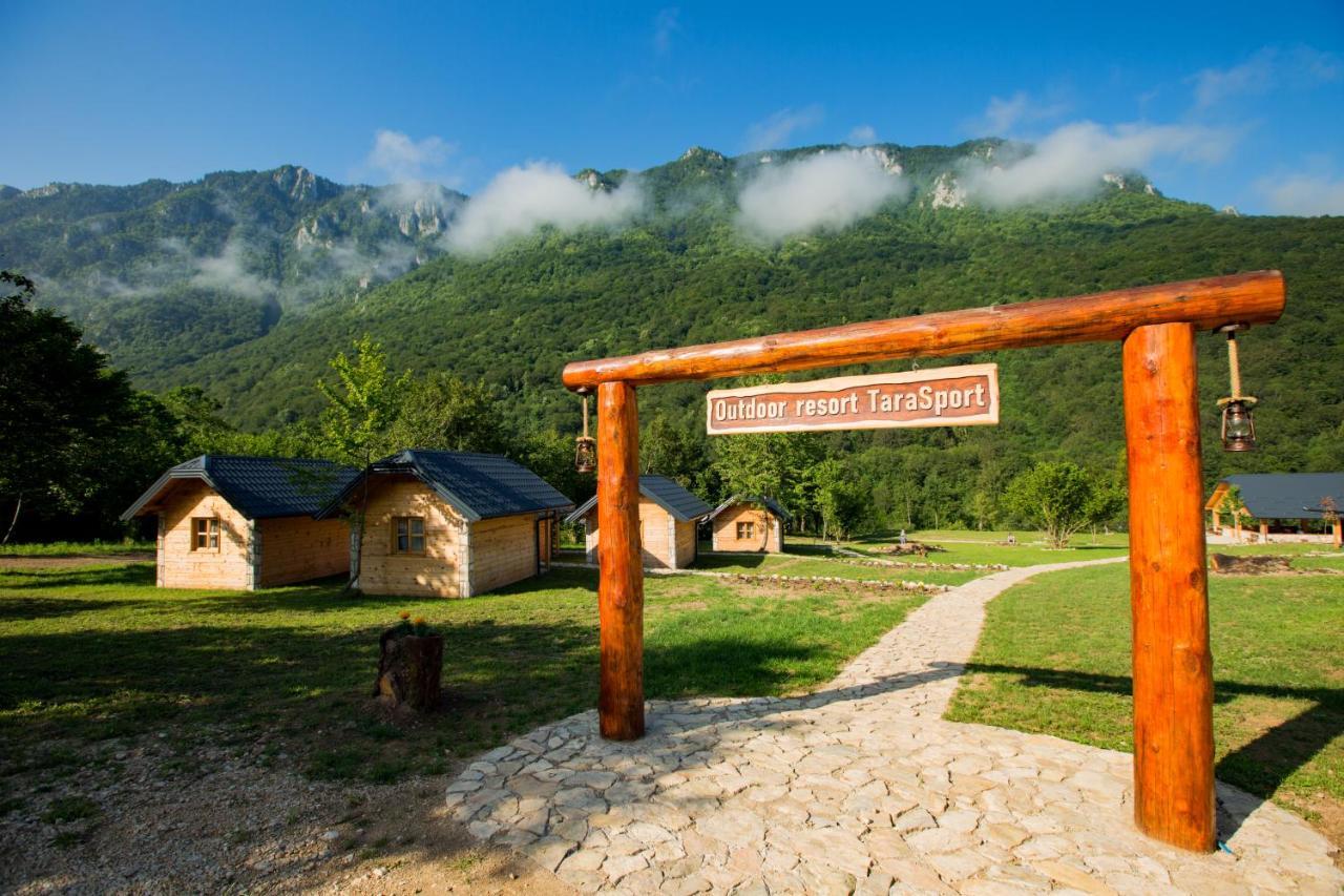 Outdoor Resort Tarasport فوتشا المظهر الخارجي الصورة