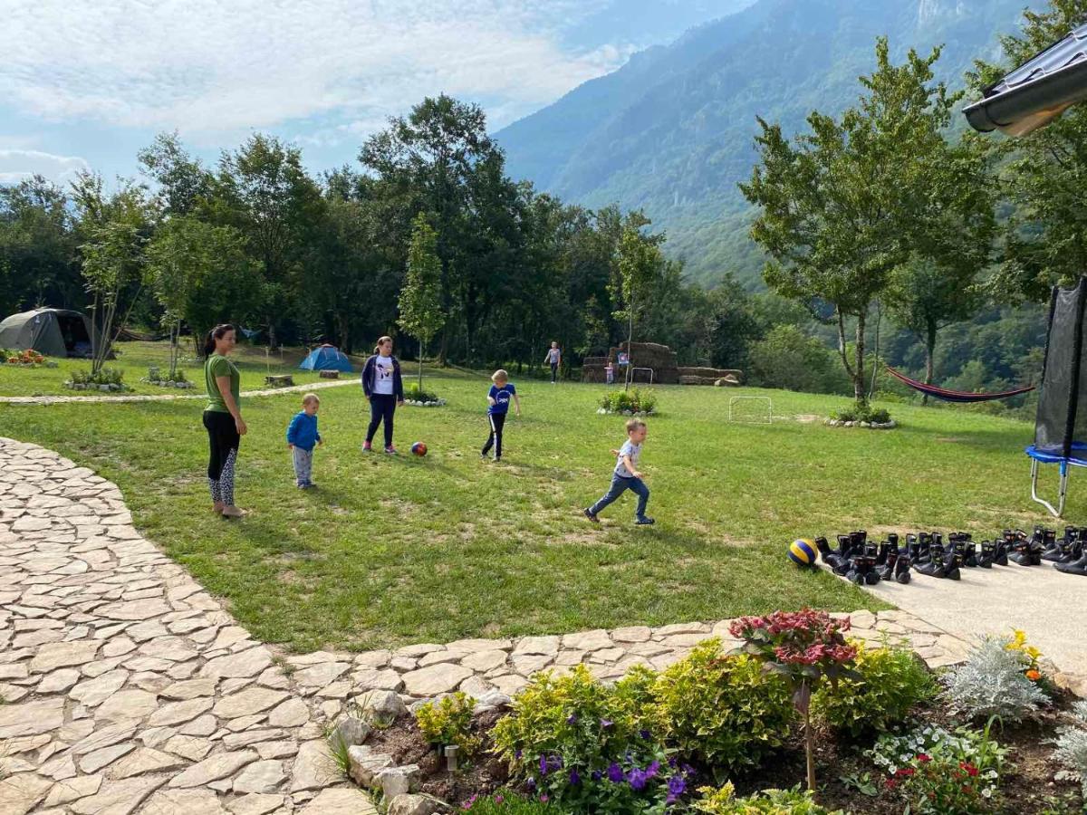 Outdoor Resort Tarasport فوتشا المظهر الخارجي الصورة
